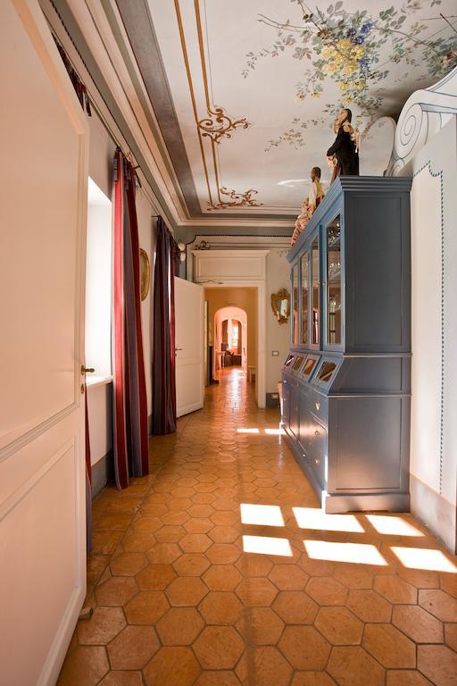 Il Paladino Bed & Breakfast Sciolze Eksteriør bilde